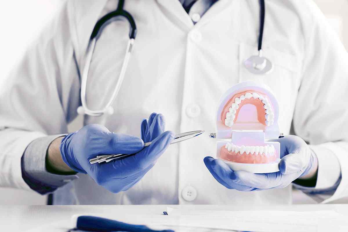 https://stardentalyyc.ca/wp-content/uploads/2020/01/home-services-2.jpg